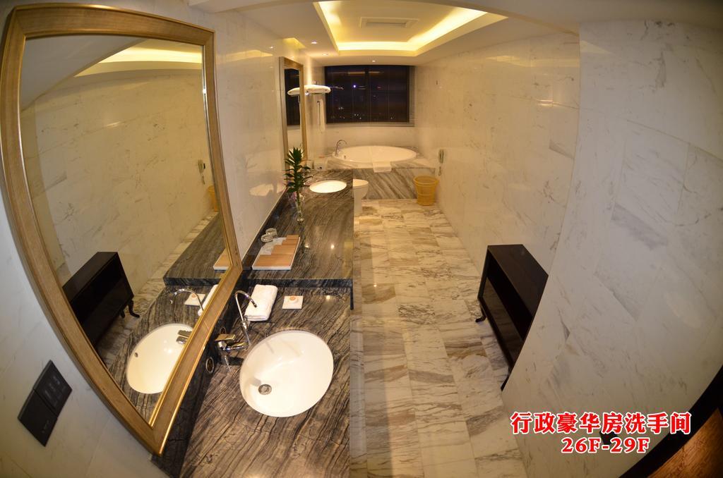 Wanjia International Hotel Куанжоу Стая снимка