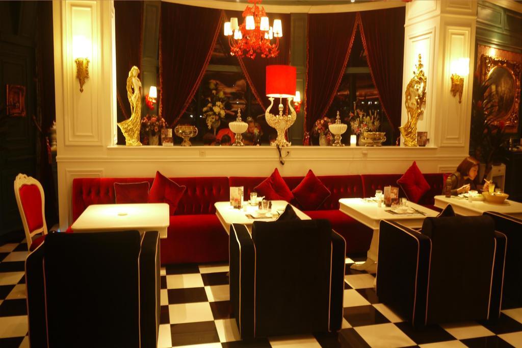 Wanjia International Hotel Куанжоу Екстериор снимка